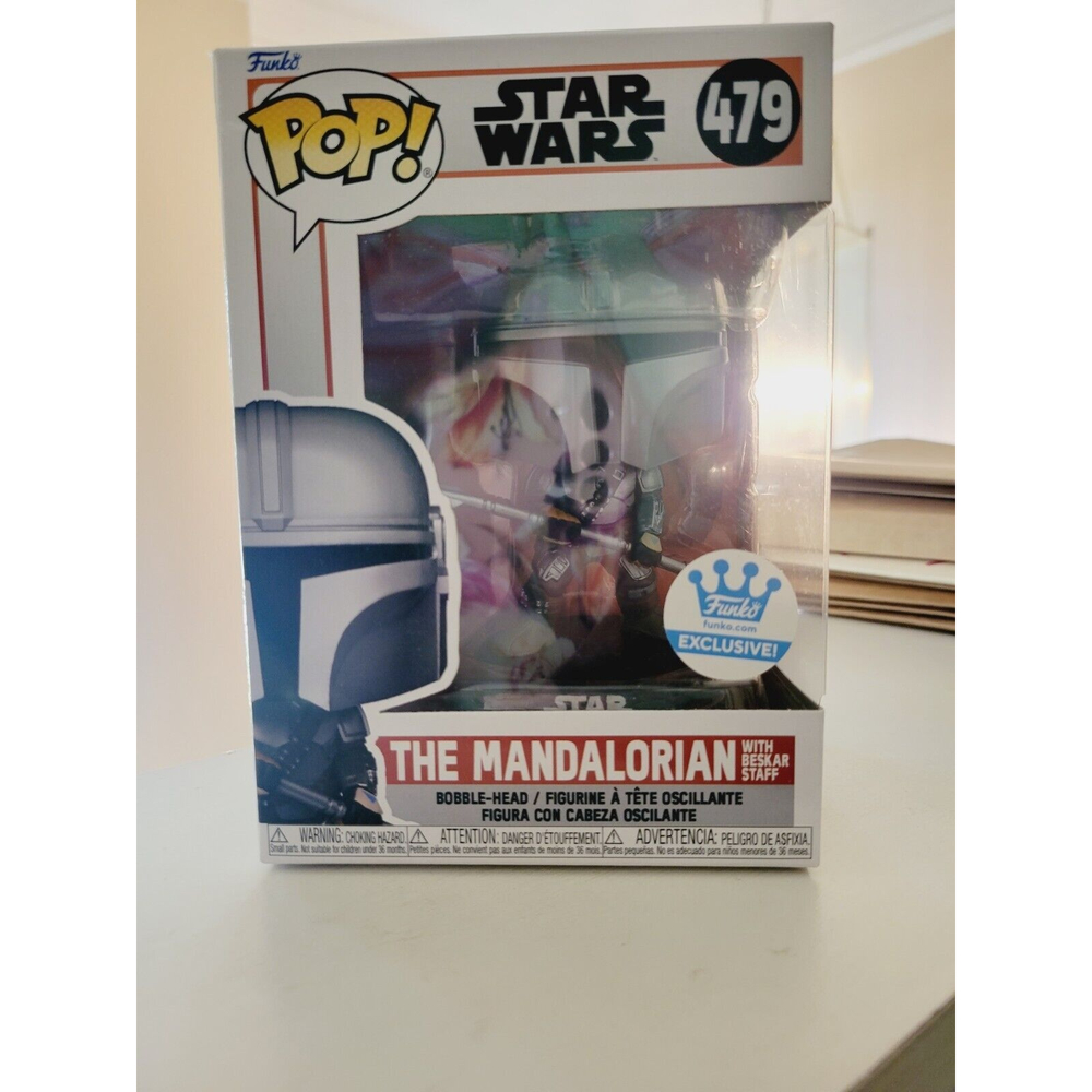 FUNKO POP! STAR WARS 479: THE MANDALORIAN W/ BESKAR STAFF - FUNKO EXCLUSIVE - Picture 2 of 10